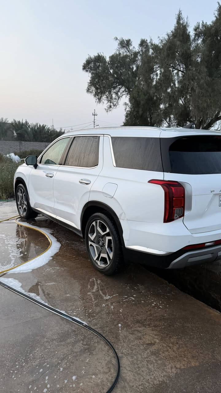 بلسايد موديل 23 فوول  داخل اوف وايت بدون ايرباك رقم جديد
بصره بأسمي السياره جاهزه من كلشي ضربتها سطحيه كلش بنيد وجاملغ  البنيد راجع نفسه والدعاميه كبس الايرباك سليم
للتواصل ***********
