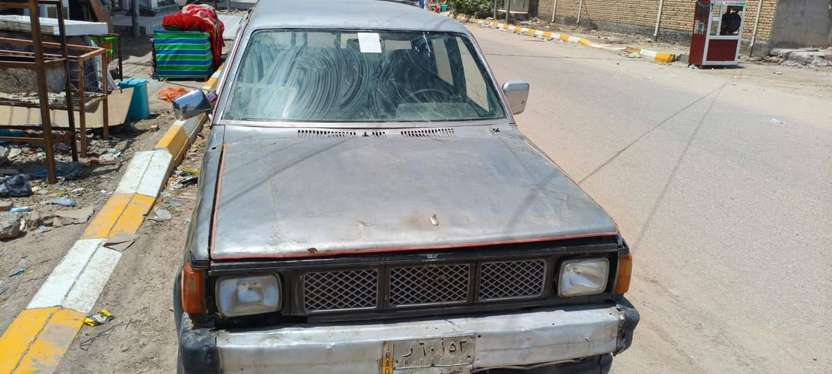من رخصت صاحب الكروب سيارة موديل 93اوتماتك مكينه اربعه وانجي رقم بصره الماني رعيها موجود بل بصره سنويه صاقطه ب 2019 /$15وبيها مجال رقمي ***********
