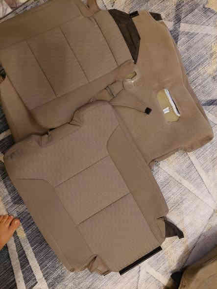 دوشمة تاهو خليجي 2018
مكسيكية ( اصلية)
يعني تنشال القديمة وتنشد هاي تطلع السيارة   zero
***********/واتس واتصال
ملاحظة / الدوشمة كاملة بدون نقص
