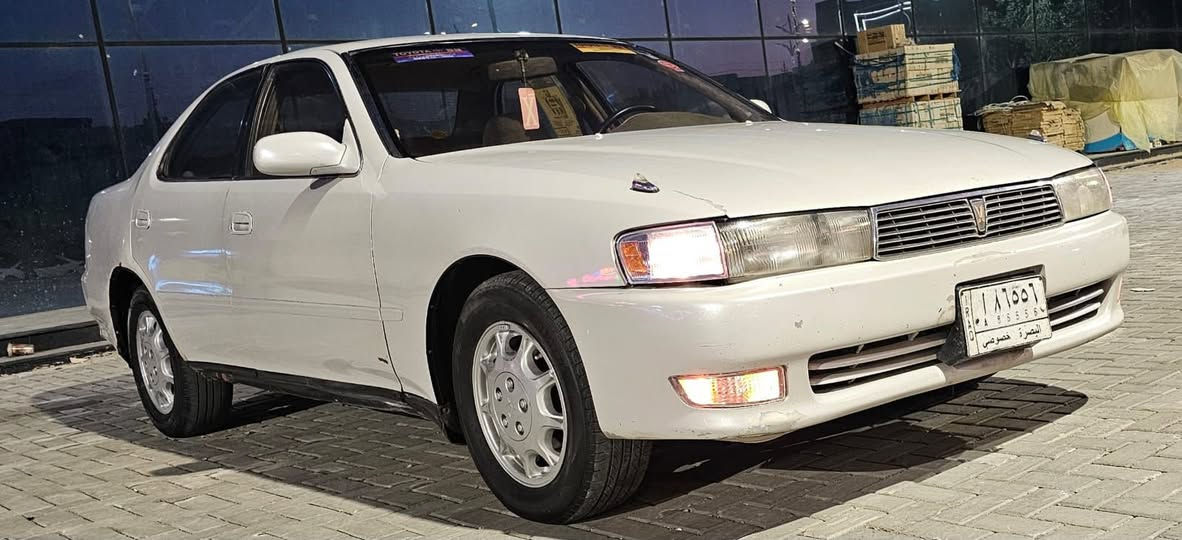 اللهم صل على محمد وال محمد 
كرسته للبيع  السعر 54 وبيها مجال موديل 1994 كفاله من الكصه ونقل الجثه والعيب الشرعي مكينه وكير وحداديه وتخم تاير وتبريد شغال مكينه ونجي ناعم رقم بصره سنويه 2027 عنوان كربلاء الميلاد علما السياره جاهزه من الدعاميه لدعاميه مابيها أي نقص 
الرقم ***********
