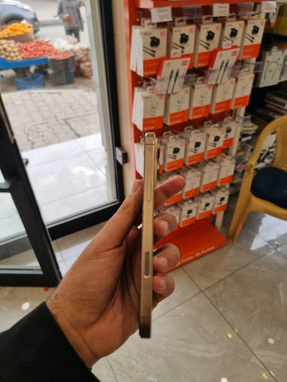 ايفون 16 برو ماكس 
256 كيكا 
وتر بروف 