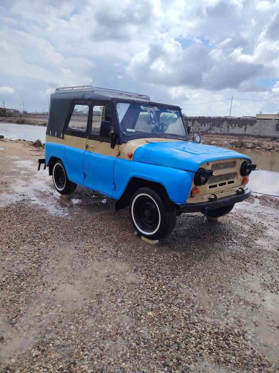 السلام عليكم واز88 بدون للبيع تحويره كامله محرك وكير ونجي بالجيس دسكات امامي اكسن فاره خلفي باور ستيرن شاصي جيس دوشمه كامله كهربائيات كلها شغاله تخم تاير السياره جاهزه كبل للشغل مكاني صويره ***********
