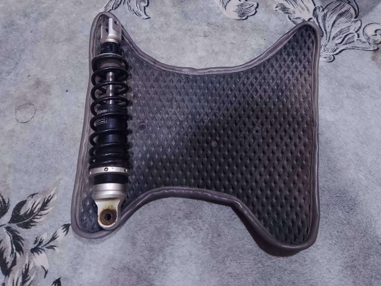 السلام عليكم عندي اغراض تزويد اللبيع سعر خاص الرقم *********** واتساب العنوان بصرة سجن حمدان
