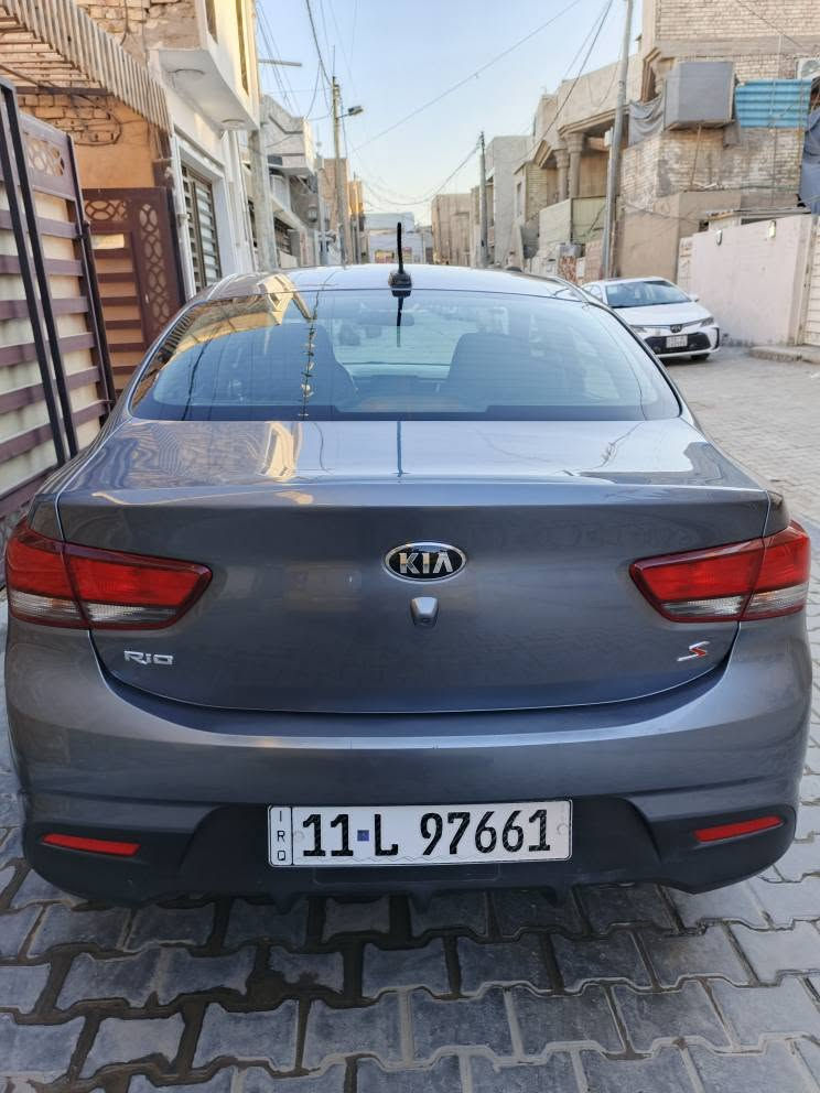 السلام عليكم.  للبيع كيا ريو موديل 2019 رقم بغداد باسمي فئة S 
 وارد امريكي حادث بنيد مبدل بدون معجون ليبل واحد بدون شواصي محرك 1600 كير ATM المرغوب بدون تحوير 
تحكم ستيرن جهتين مثبت سرعة نظام سبورت
مانع انزلاق جام كهرباء سنتر لوك شاشة لمس مدخلUSB بلوتوث اوكس ويل كب 
 ماشية 68000 السعر115 الاتصال على الرقم ***********
صور الحادث موجودة بغداد, العراق
