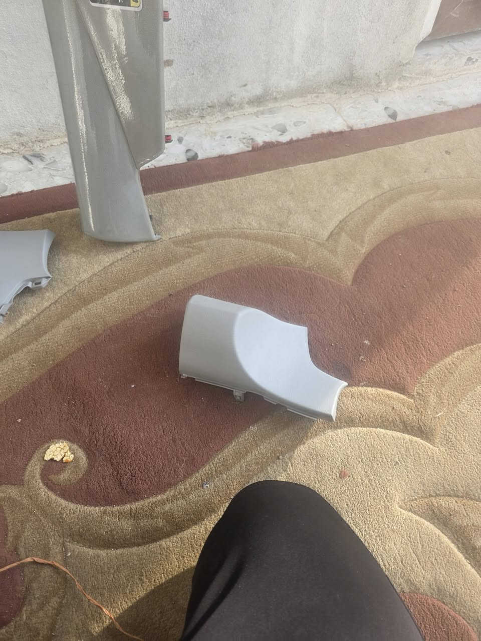 دشبول كرولا امامي ابيض من ٢٠ الى ٢٥ يرهم 
سعر ٢٠٠الف للاستفسار ***********
