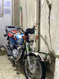 دراجه اربعه كير مديل25 البيع او مرواس  بربعه هم دراجه حلوه تاكل الشارع...