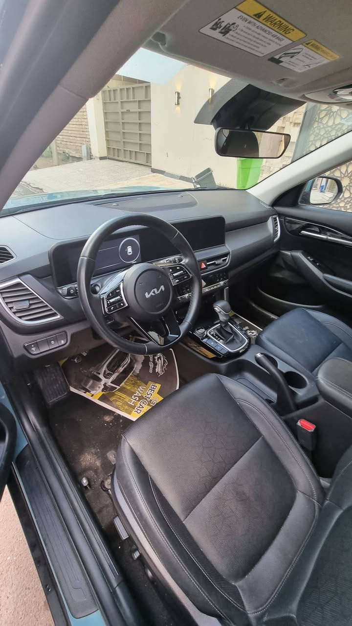 السلام عليكم للبيع كيا سيلتوس موديل ٢٤ EX لون مميز بدون صبغ حادثهه باب السائق بارد عداد كيلو متر ١١٨٠٠ميل رقم بغداد صور الحادث موجوده داخل المنشور مكان السياره بغداد هاتف *********** السعر ٢٠٠٠٠الف دولار
