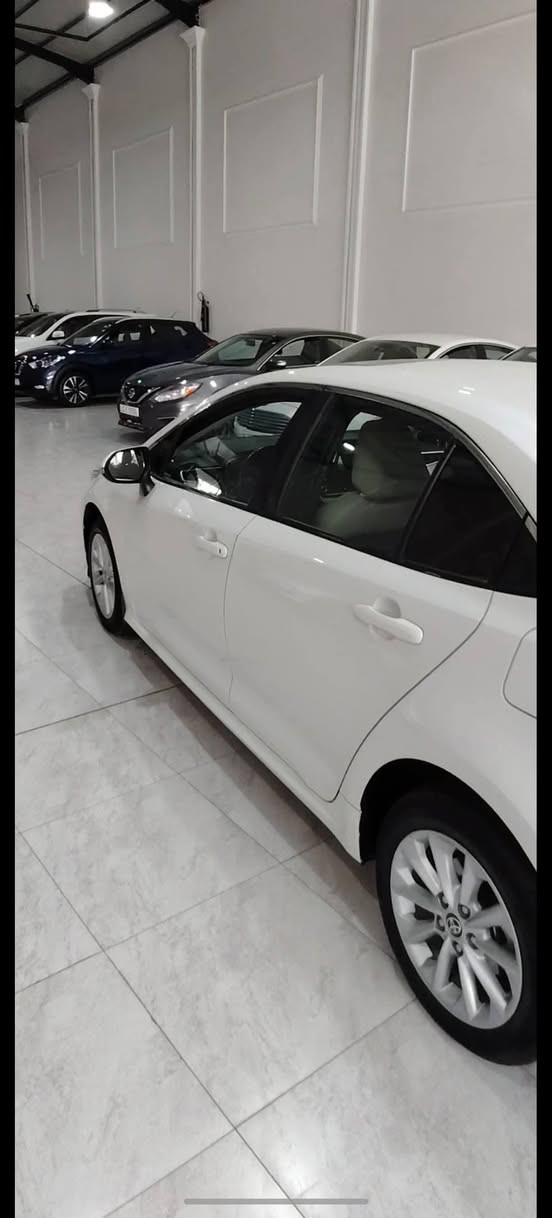 بيها بارد ماشر بل صور اقرا التفاصيل 
✅ كورلا موديل 2021 خليجيه شركة SAS
محرك 1800 بانزين 
السياره فوووول مواصفات مري  شفط تبريد قطعتين
بصمه فتحه 

ارقام وسنوية جديده السياره بسمنه 

ماشيه 140 كيلو متر
 
السعر 157 قفل قفل 

✅مكان السياره الموصل
***********
