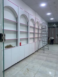 فاترينات ‏mdf تركي الاصلي للبيع شغل جديد بيهن انارة داخليه شغل درجة أو...