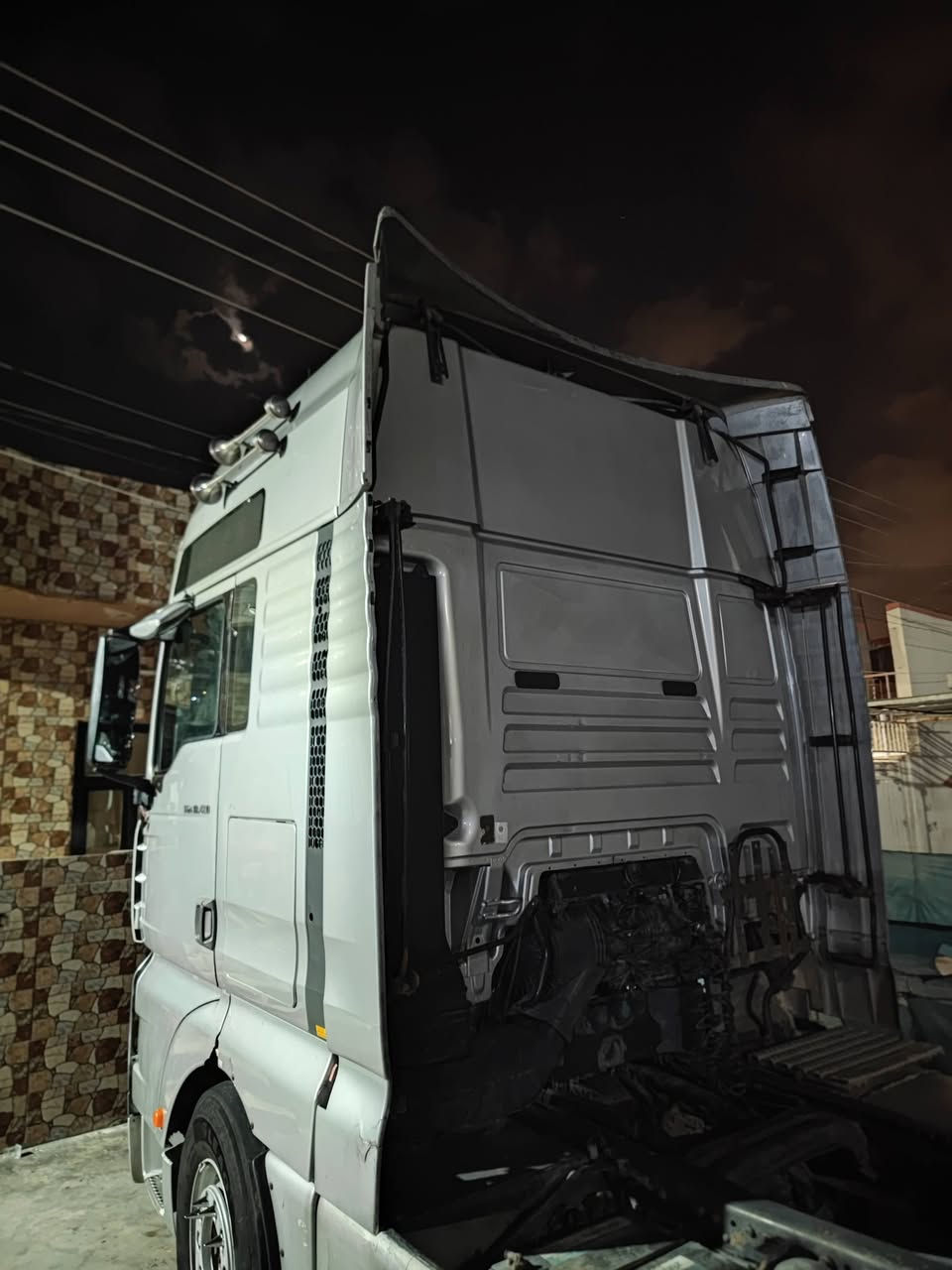 مان 2004مواسەفات فول تۆماتیک ڕیتایدەر سەلاجەوبۆیلەر 
سعر110کەمێک مەجال
***********
