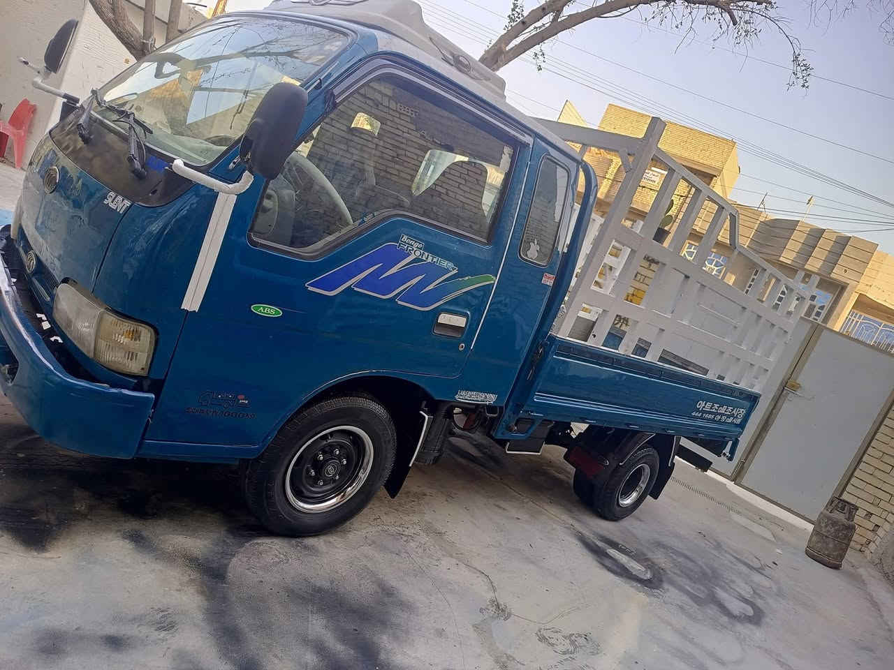 سلام عليكم
للبيع فتيره قلاب 
موديل 98
رقم ديالى انگليزي 
كفاله مكينه وگير وشاصي واكسل
تحم تاير جديد 
كهربايات كلهه شغاله 
للاستفسار ***********
مكان مدينه الصدر
