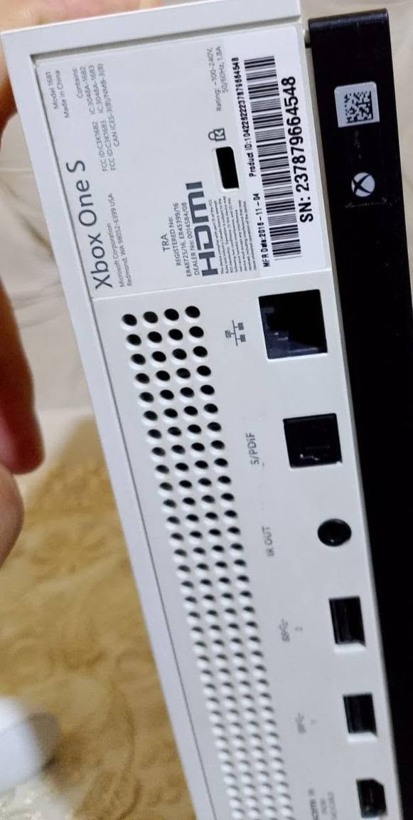 Xbox one s 500g
جهاز اكس بوكس ون اس استعمال شخصي متفتحش قبل كده وعليه العاب كتير ماشاء الله
معاه دراع شغال كويس جدا
وفي دراع اضافي1000ج
وفي شاحن بالبطاريات 300ج
غير سعر الجهاز


**إذا كنت صاحب هذا الإعلان وتريد حذفه لأي سبب، رجاءا أرسل رسالة إلى الدعم الفني**