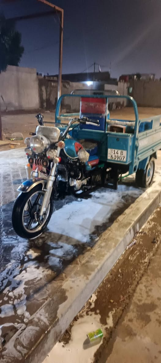 سلاام وعليكم ستوته البيع رقم وسنويه مديل٢٣ مكان البصره زبير سعر ٣ وبيه مجال حك جيه رجان الحد يكسر بسعر وهذا رقمي***********
