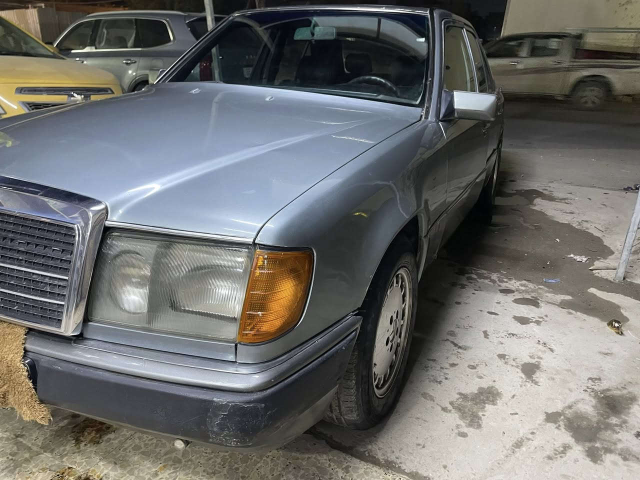 سلام عليكم مارسيدس دب موديل91بغداد بسمي للبيع أو مراوس اب 7راكب محرك بلادي جام كهرباء آريل كهرباء دواخل جلد السياره جاهزه معمره تعمير حلو مكان السياره  السعر 58ورقه بغداد العبيدي  ***********
