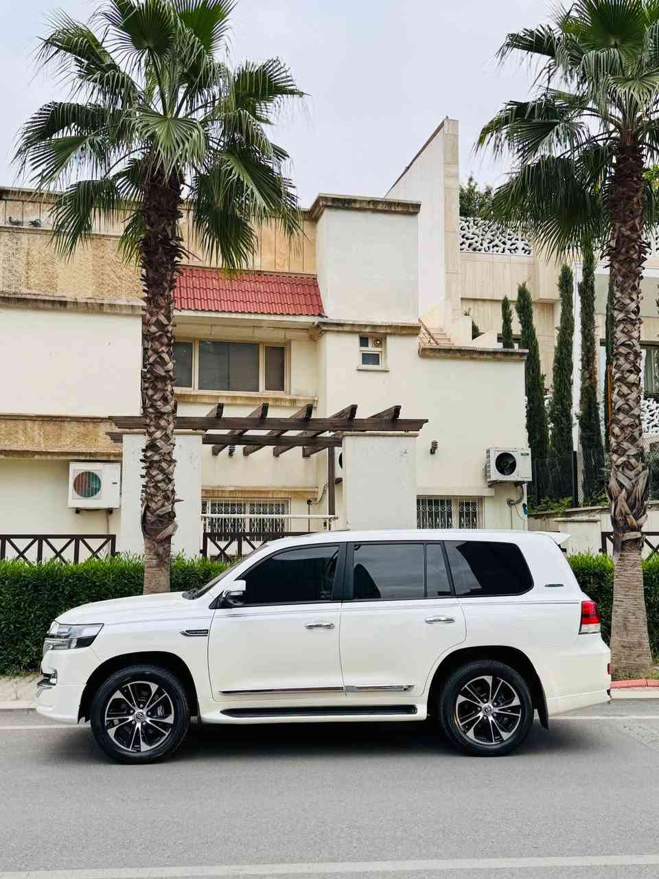 سه لام عليكوم تیۆتا لاند گرۆزەر ٢٠١٦ GXR  V8 کامل کراوەتە ٢٠٢١ گێرو مەکینەو ئەکسل بە شەرت بێ بۆیاخە دوو پارچەی بە بیلاد گۆڕاوە چەمەلاخ و بۆنیت فولفول مواسەفات  ئاوێنە شە فت دوو کوشن کارەبا ٨ ئەڕباگ كوشن جڵد و سەلاجەو سلاید و هۆک و فڵچە سێ قەتحە شاشە وکامێراو ٤ تایەو ویلی ٢٠٢١ لا ژێرە 
سحر 
(410) مەجال
بۆزانیاری زیاتر 
پەیوەندی بکە بەم ژمارانە
 (*********** ) (***********). أربيل, العراق
