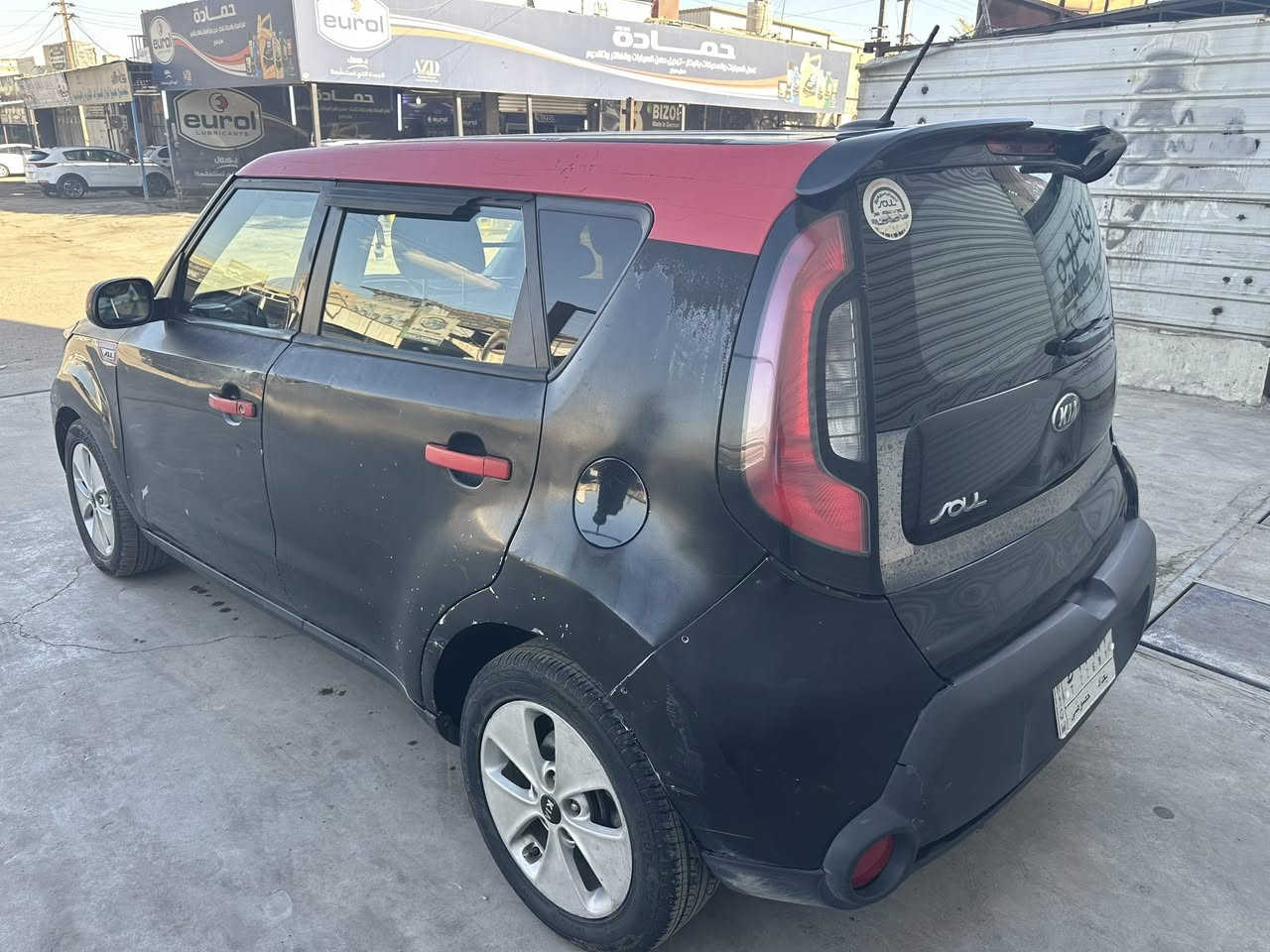 كيا صول امريكي 2016 اسود لون⚙️ محرك 1600 GTI✅ رقمها بغداد السنويه ل2028 تنتهي وغرامات صفر ضمان مكينة وكير ❄️ التبريد ثلج🔋 باتري جديد🛞 الإطارات بحالة جيدة 🎨 بيها جراد بسيط وطخات موضحة بالصور📋 مسويلها فحص سونار مرفق مع الصور الموقع: بغداد
السعر: 8,800$وبيه مجال بسيط 
📞 للتواصل واتساب: 🟢***********🟢 بغداد
