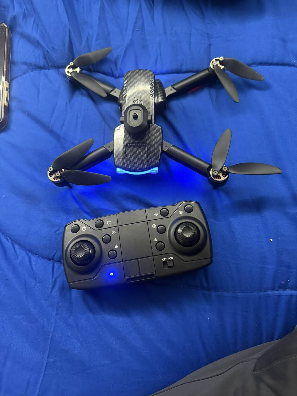 درون بهذا الشكلwi-fi 
دبل بطاريه   يشتغل ماعرف اطيره 
قيم مايرضي الله


**إذا كنت صاحب هذا الإعلان وتريد حذفه لأي سبب، رجاءا أرسل رسالة إلى الدعم الفني**