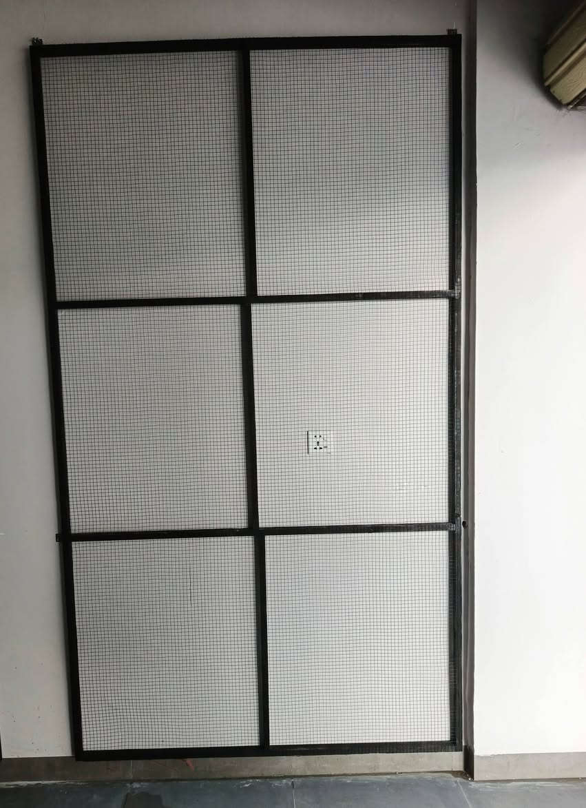 بوردات خشب شغل مرتب يرهمن لتعليك الأحذية ولتعليك الملابس العدد 5 بوردات  ..3 كبار..واثنين صغار مثل ما موضح بالصورة..السعر. كلهم. ب85 ألف
العنوان الموصل للأستفسار
***********
***********
