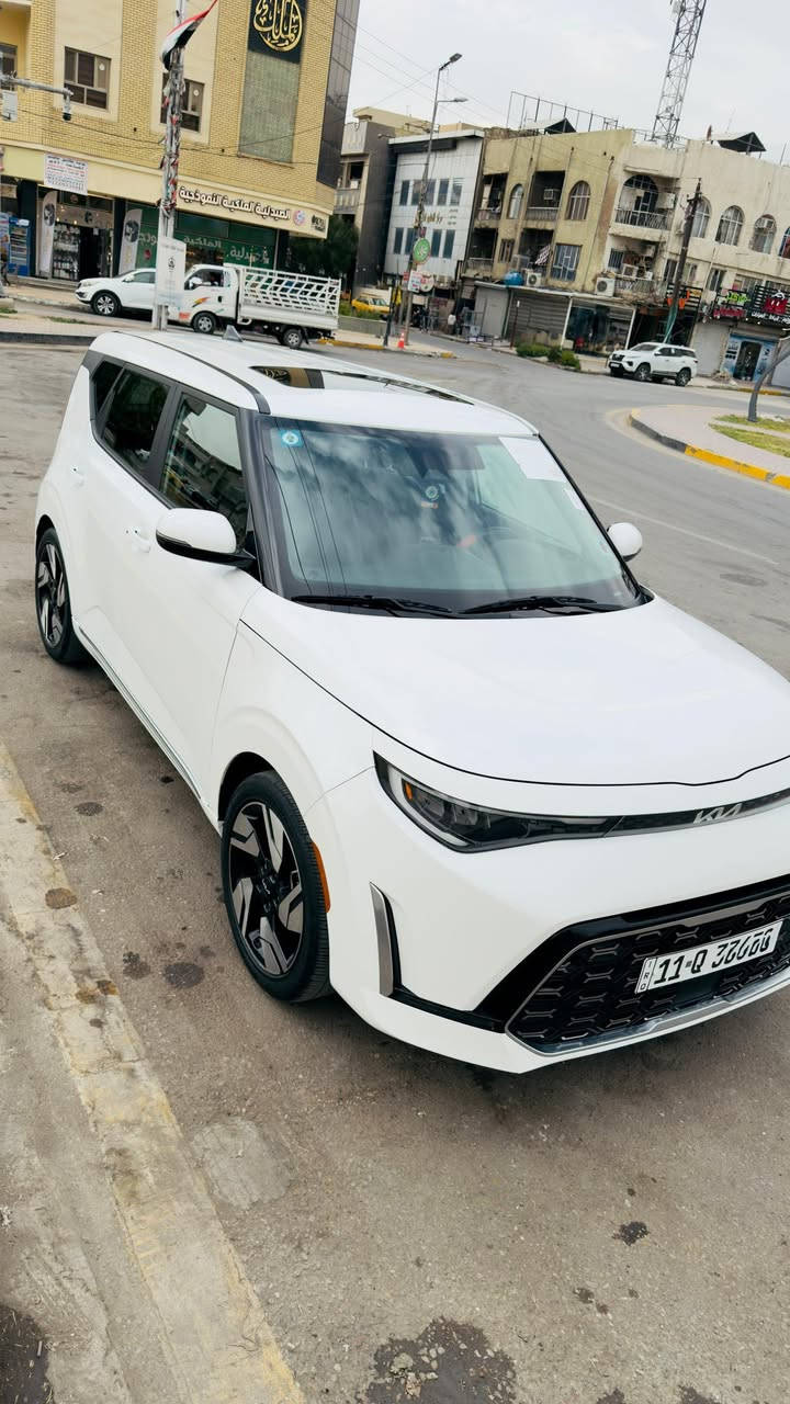 سلام عليكم

للبيع كيا صول موديل 2023  جتي لاين 

حجم المحرك 2000 دوش ماشيه 42 الف

اعلى فئة  بالصول فول  موصفات خاصه تجي فتحه وبصمه وشاشه ايباد وبجم عدسه زنون بلادي سايد بريك بصمه ابواب بصمه 

كشنات كهرباء كشنات تدفه شاحن وايرلس تبريد بيانو رادار امامي شغال رادار خلفي رادار يمنه ويسره حساس اطارات كشاف امامي شغال نضمه قياده

 السياره جديده كلش 

لد امامي شغال لد خلفي شغال اشاير بل مري ولكب كروم حجمه 18  وبيبان حمر بلادي اناره داخليه دمام صوت امامي وخلفي 

 تشغيل عن بعد اطفاء ذاتي 

انضمه قياده السياره وارد امريكي 

ايرباك بردة مبدل باب خلفي اصلي نفس لون صبغ من جاملغ صور الحادث مرفقه   

السيارة بأسمي 

للأستفسار


**إذا كنت صاحب هذا الإعلان وتريد حذفه لأي سبب، رجاءا أرسل رسالة إلى الدعم الفني**