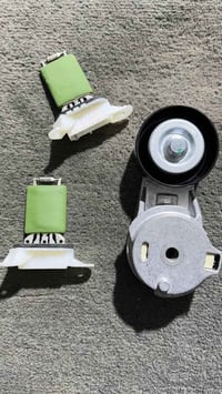 يتوفر قطع غيار همر h3 يتوفر توصيل كل محافظات العراق  اتصل راسل واتساب ...