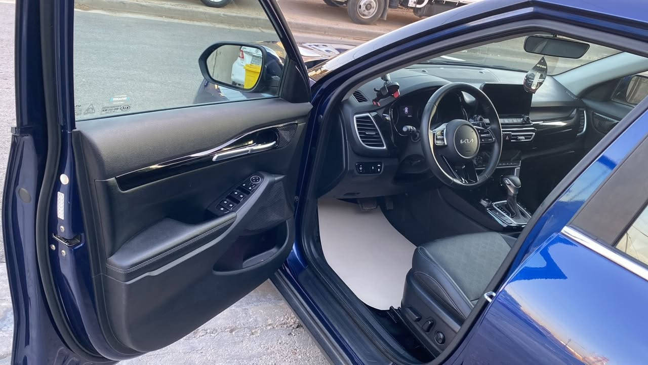 كيا سيلتوس 2022 للبيع
السيارة فول مواصفات 1/1 رقم اربيل مكينة  2000 دوش ماشية 26.551 ميل
الحادث سرقة جاملغ امامي وخلفي بدون ايرباك

جميع الايرباكات سليمة 

المواصفات : فتحة سقف / كشنات جلد / فور ويل / بصمة تشغيل وبصمه ابواب / تشغيل عن بعد / كشنات تدفئة / رادار امامي + رادار خلفي + رادار جانبي نقطة عمياء + رادار تنبيه عند فتح الأبواب / قيادة ذاتية / تحديد مسار / اوتو هولد/ شاحن لاسلكي / شاشه كبيرة / نظام توقف ذاتي / 3 انضمه قياده  

مكان السيارة بغداد 

الرقم ***********

السعر 167 ورقة
