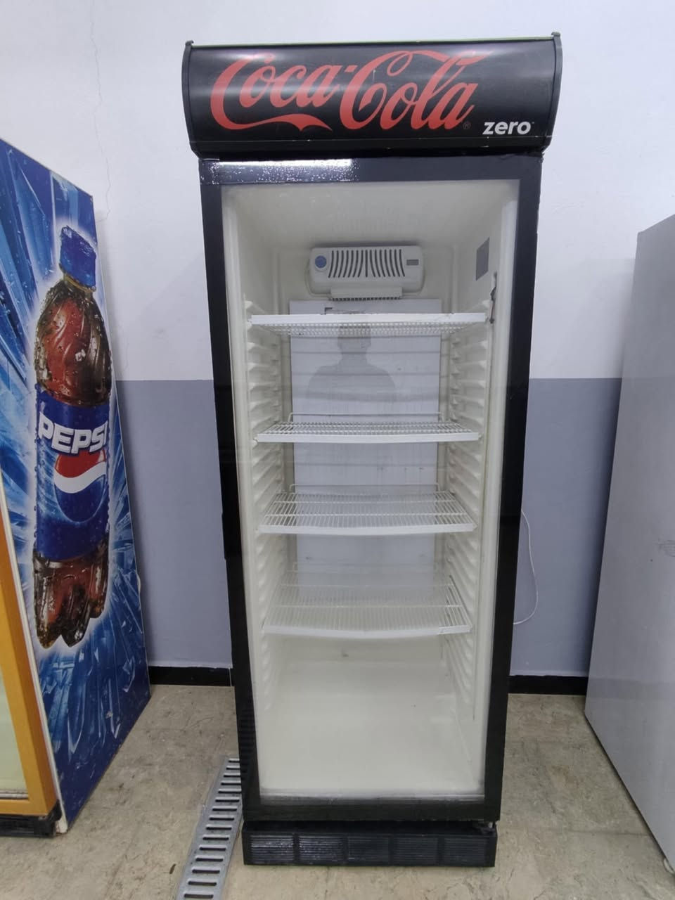 يالله عارضه عمودي تركي نظافه % حجم 30. وحجم 28واي عطل مابيه اتصال ع***********او مراسلة صفحه
