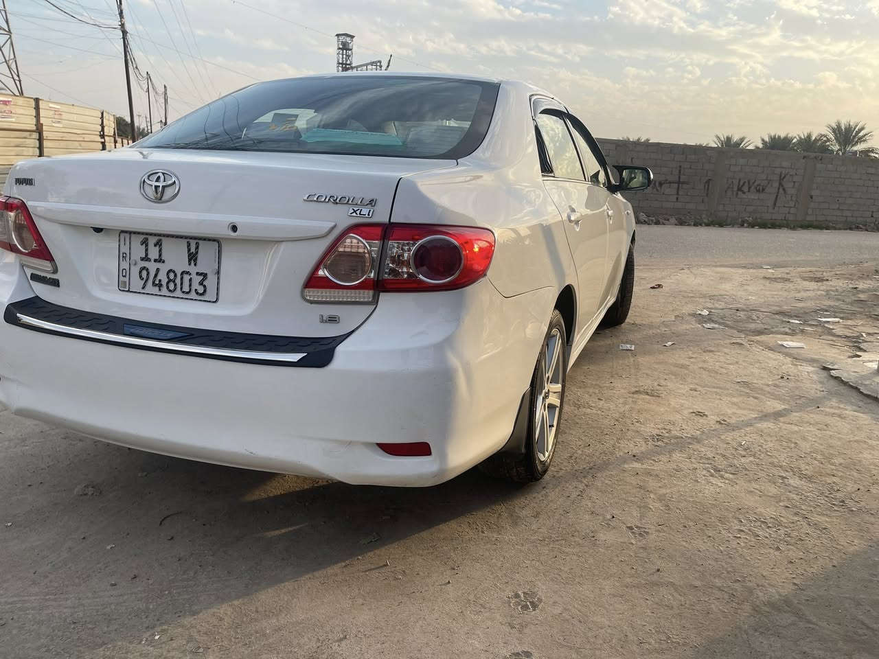 السلام عليكم كورلا ٢٠١١ للبيع سيارة السونار مرفق بلصور بيهة مكانات صبغ بارد بسيط خلف باب السايق السيارة كاملة كل نقص مابيه  الكير مفتوح مبدل بي جبنة كير محرك مكفولات 
السعر ١٣٠  بيهة مجال للشراي اذا اكو مراوس اراوس ونتفق ع فرق  السيارة باسمي ماجاوب خاص اتصل وبيك خير ودلل السيارة موجودة بغداد الكرخ
***********
