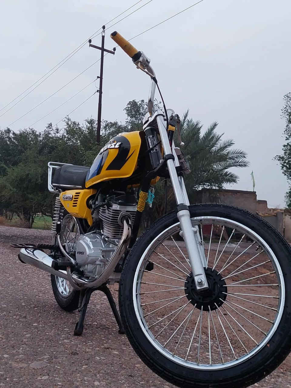 دراجه للبيع أوراق سكنر لاستفسار عله رقم ***********
