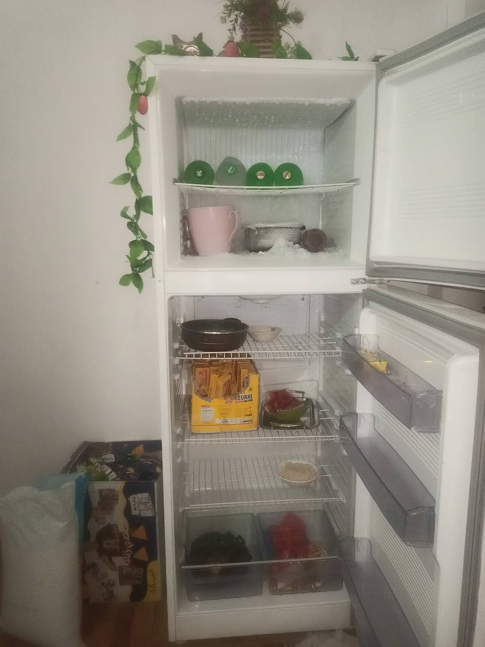 لبيع ثلاجه جديده نضيفه اخذتها بل كارتون المكان كركوك العروبه


**إذا كنت صاحب هذا الإعلان وتريد حذفه لأي سبب، رجاءا أرسل رسالة إلى الدعم الفني**