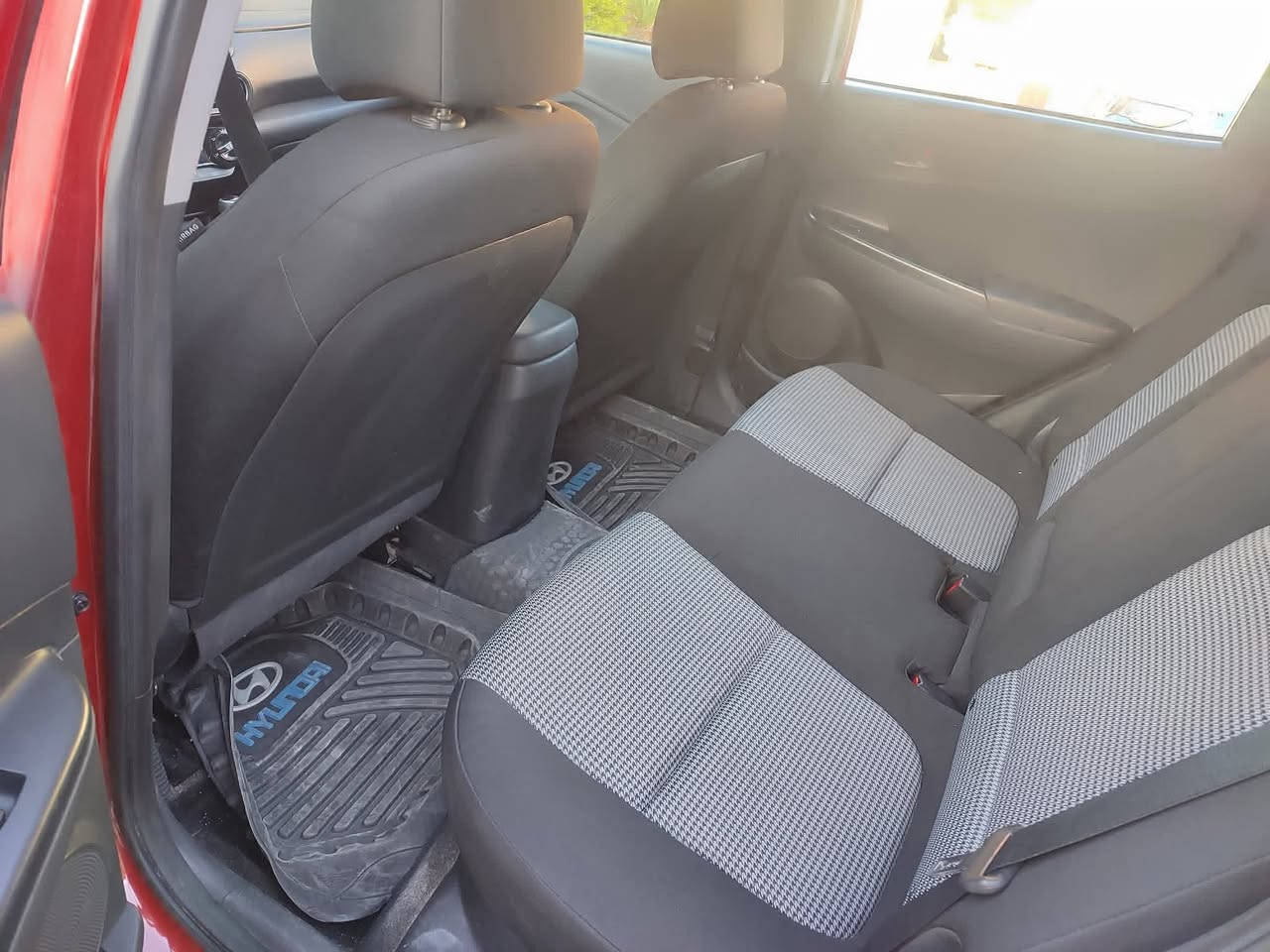 السلام عليكم
كونا 2022 شكل ال 2023  نص فول مواصفات وارد امريكي الايرباكات كلها سليمة عدا ايرباك البرده مال السائق وحادثها مرفق ويا الصور رقم اربيل
تريد وكاله تريد تحويل تدلل.
تاخذ سياره مال بيت وثقه ان شاء الله
بيها صبغ جاملغ ايمن وباب السائق وبارد صغير جدا بقبغ البانزين نتيجه النقل من امريكا .
المواصفات : 
محرك 2000  دوش
فور ويل السيارة
رادارات امامية 
نظام تعديل المسار
اوتو بريك 
اوتو ستوب
مانع انزلاق
كامرة دوارة
نظام قيادة نورمال وسبورت وسمارت
مانع انحدار
كروس سرعة
تحكمات ستيرن فول 
السيارة محرك 2000 دوش  وماشية 49 الف ميل حقيقي ومكانها بغداد
السعر 150 ورقة وبيها مجال بسيط للأستفسار:  *********** 
متوفر وتس اب
المكان بغداد حي الجامعه
