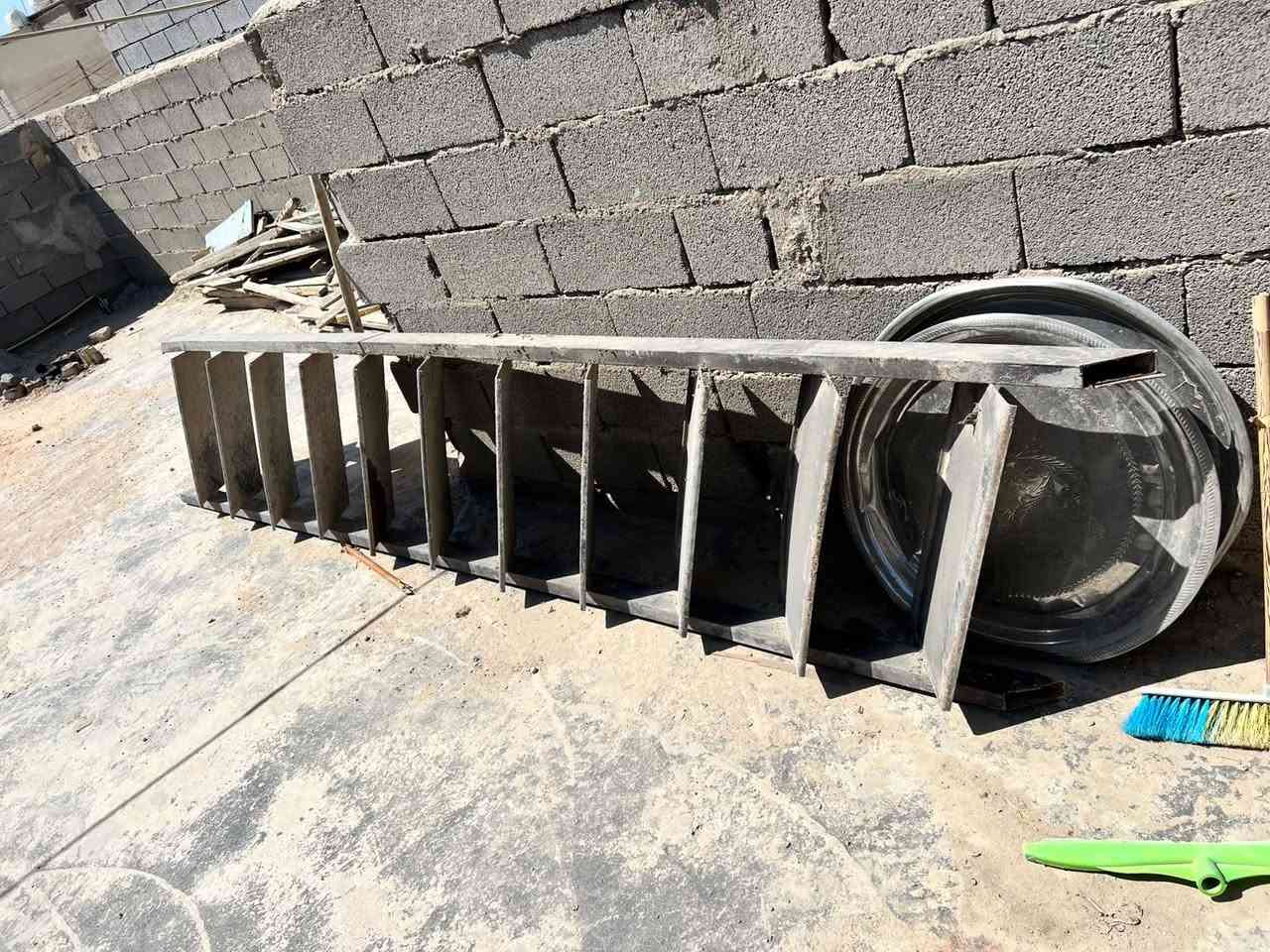 درج حديد للبيع سعره ب١٠٠ وبي مجال بصيط
الاتصال عله الرقم ***********
