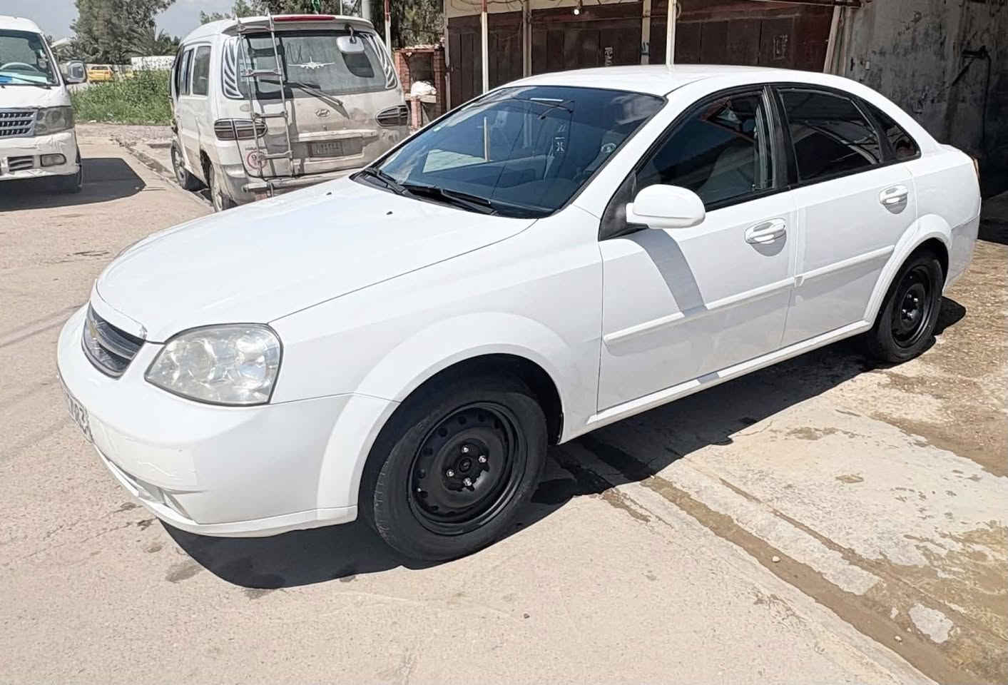 مکلف بالنشر 

للبيع — Chevrolet Optra 2013
❄️ تبرید ثلج
 بطاین نظیفە
 گیر، مکینة، کلە بشرط
 کهربائیات کلها شغالە
 ٤ تایرات جدید
 الصبغ موضح بالصور
 حدادیة أمامي وخلفي کلها جدید
رقم و سنویە جدیدە تحویل او وکالە ثاني یوم

📍 مکان السیارە - دیالی خانقین
للاستفسار والـتفـاصـیل اتـصــل ع رقــم ….
📞 0772 294 8701
