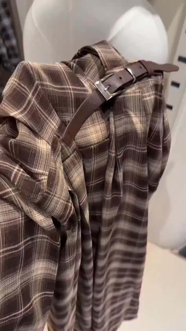 جديد ازياء دبي للالبسه النسائيه 👗 
التميز والاختلاف 💞🌺 
توفر فستان نسائي صيفي 🔥 
القياسات فري سايز 
الوان احمد رصاصي نيلي اسود 
سعر الفستان 35 الف 
متوفر توصيل لجميع محافظات العراق 🚗 
#ملابس_تركية #الكراده #ملابس_بنات #ملابس #سوت


**إذا كنت صاحب هذا الإعلان وتريد حذفه لأي سبب، رجاءا أرسل رسالة إلى الدعم الفني**
