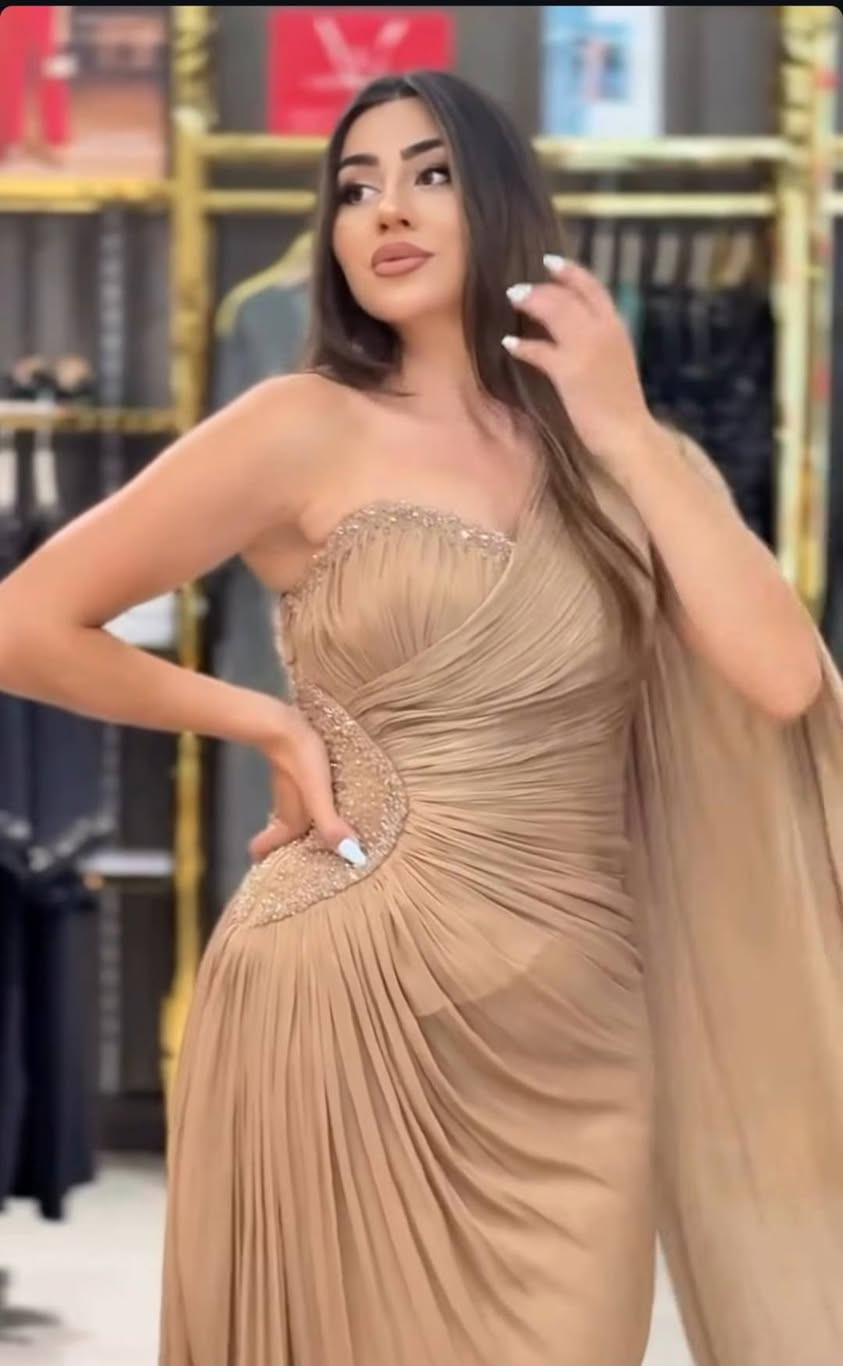 فستاني للبيع ملبوس مره وحده
قماش ستن اوركنزا قياس44_46
ماخذته ب 250
نهايته 150 ويه توصيل عليه لكل محافظات


**إذا كنت صاحب هذا الإعلان وتريد حذفه لأي سبب، رجاءا أرسل رسالة إلى الدعم الفني**