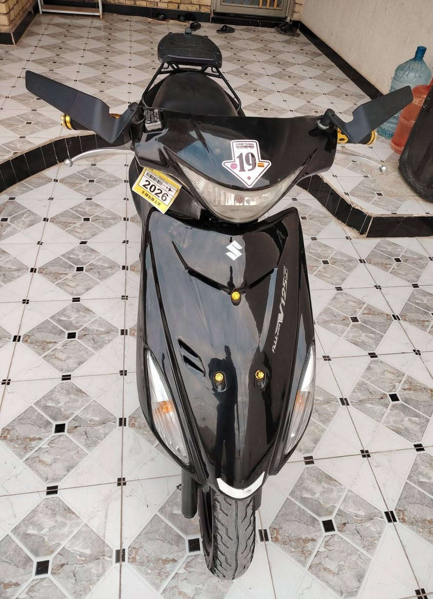 للبيع دراجه آدرس كله بلادي من كل نواحي مبدل ولفات فقط شراي تعال خاص او اتصل ***********
