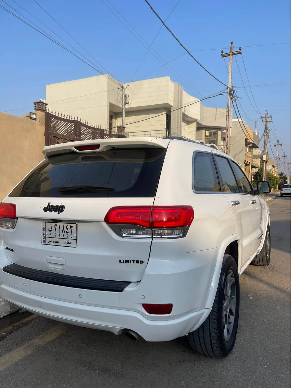 مواصفات الاريدو المعروفه سياره ماشيه 100الف ميل موديل 2018حادث قطعتين بسيطه صور الحادث موضحه بالمنشور 
*********** الصويرة, واسط
