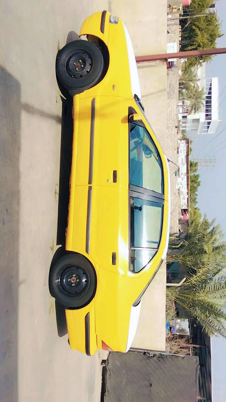 السلام عليكم
سمند للبيع موديل 12  كرستال 
السياره بيه بارد فقط  بل باب 
سياره نضيفه باتري جديد سلف داينمو كله جديد 
رقم بغداد الإنكليزي شرط التحويل 
مصفره من كلشي 
سنويه نهايه 31 
سياره جديده 
--------------------------------------- 
مكاني بغداد الحسينيه مال الراشديه 
***********
