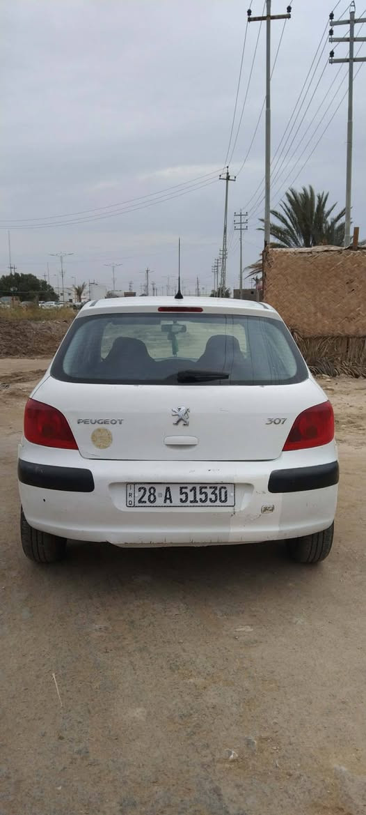 بيجو فرنسي موديل 2005مكينه وكير جدد كير تماتيك مكفوله من الضربه القويه تبريد شغال عوزه فقط فان تايرات وحداديه جدد رقم نجف خياسات مابيه سياره نضيفه بيع 34او مراوس بتكسي ايراني بيجو نضيفه مكان الرميثه
***********
