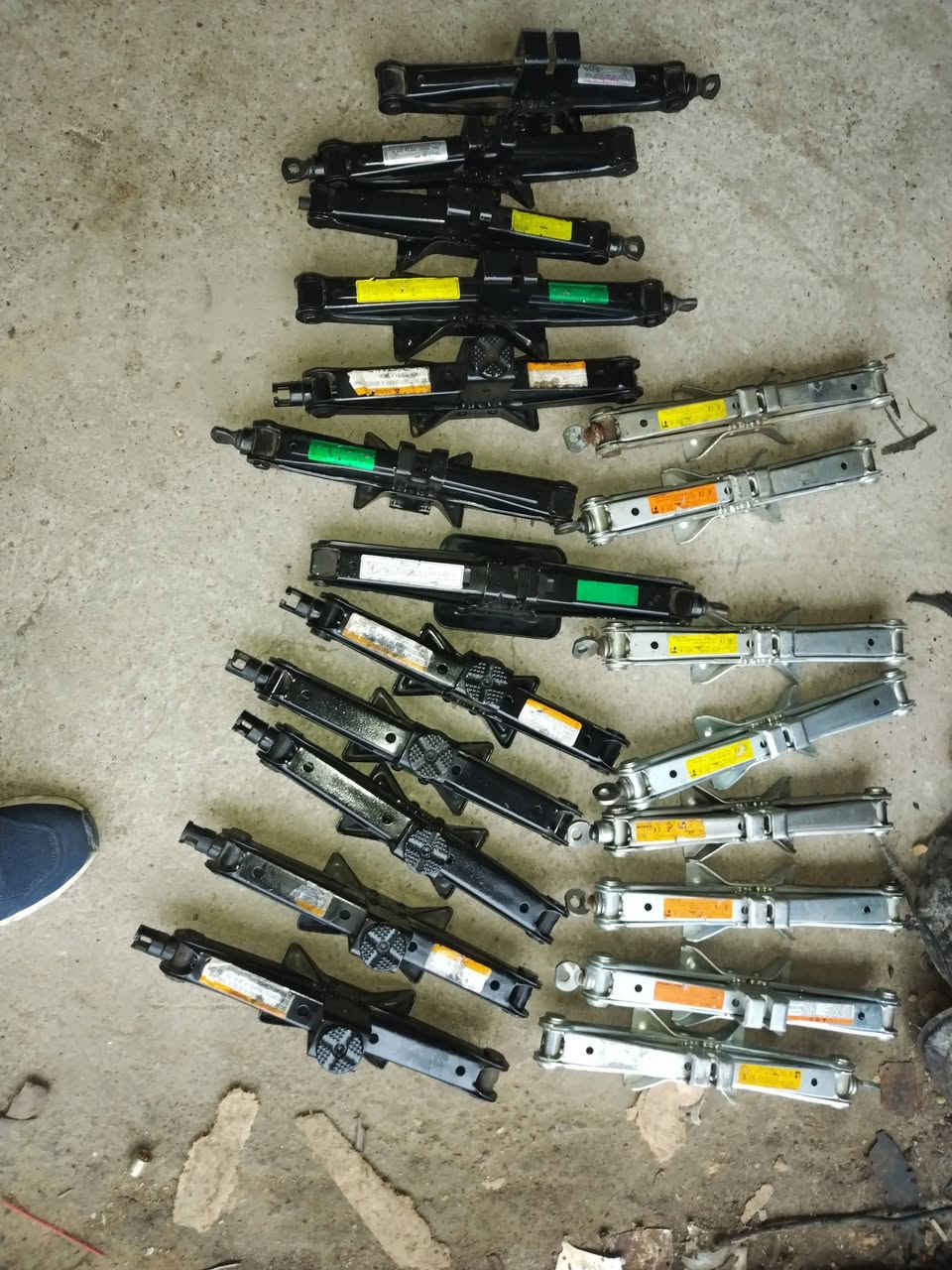 اللهم صل على محمد وال محمد
وصلت دبلات وجكات دكشن حار فجوج
كل هلا بيكم الموقع نعمانيه حي الصناعي محلات محمد قاسمتفصيخ كل 
تفصيخ
***********
او
 ***********
او
***********
