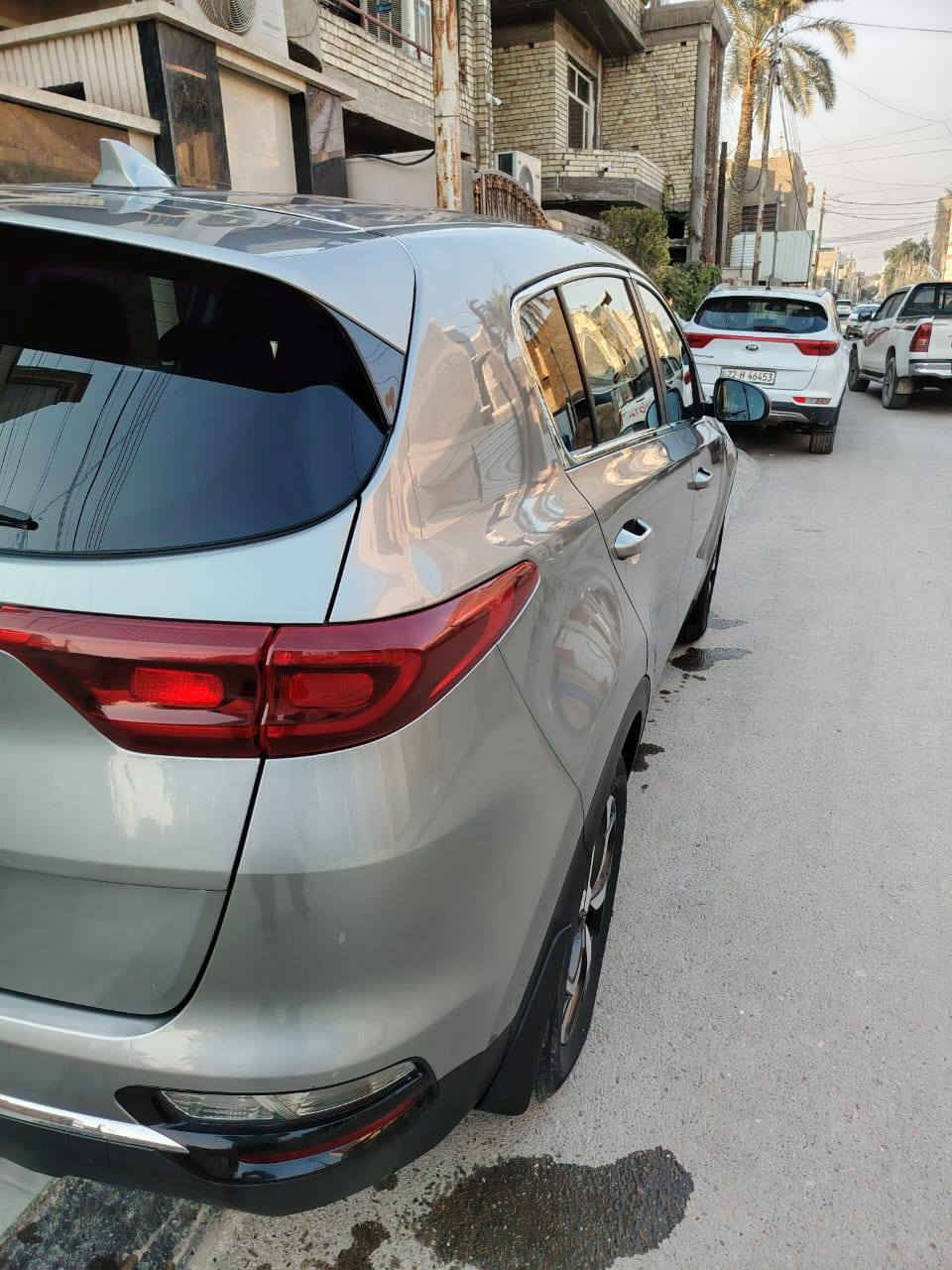 السلام عليكم
كيا سبورتج 2021 أمريكي بدون ايرباك
السيارة جديدة و حلوة اومابيهة اي نقص
ماشية ٧٠ الف
مكان السياره بغداد الدوره حي المعلمين ***********
السعر ١٧٥
صور الحادث موجوده بالمنشور
