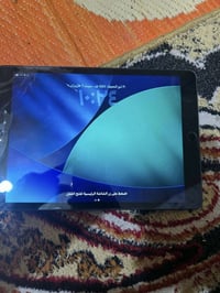 نضيف • ذاكرة ٦٤ • شاشة مشققة