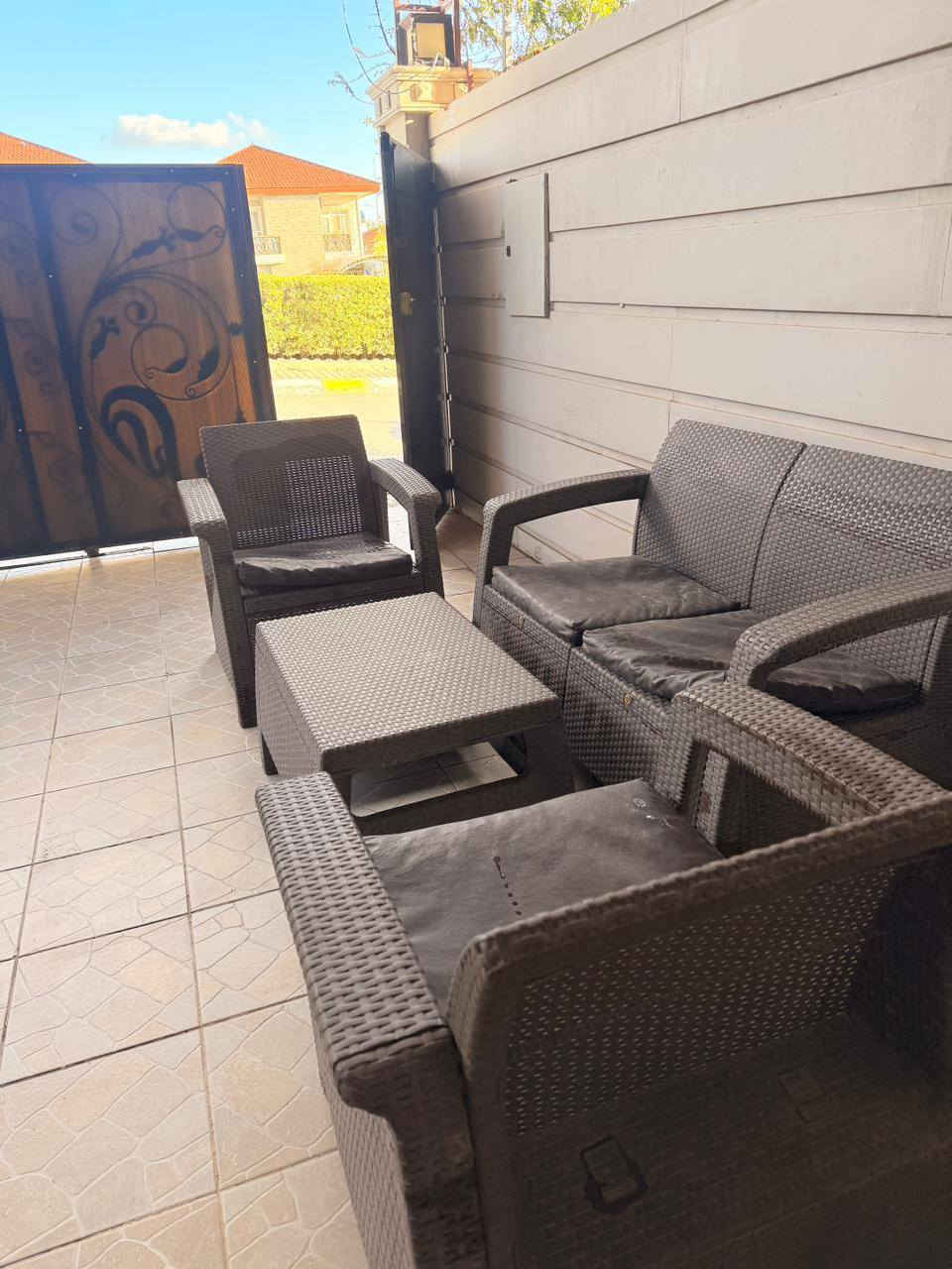 طخم كعدة للحديقة للبيع


**إذا كنت صاحب هذا الإعلان وتريد حذفه لأي سبب، رجاءا أرسل رسالة إلى الدعم الفني**