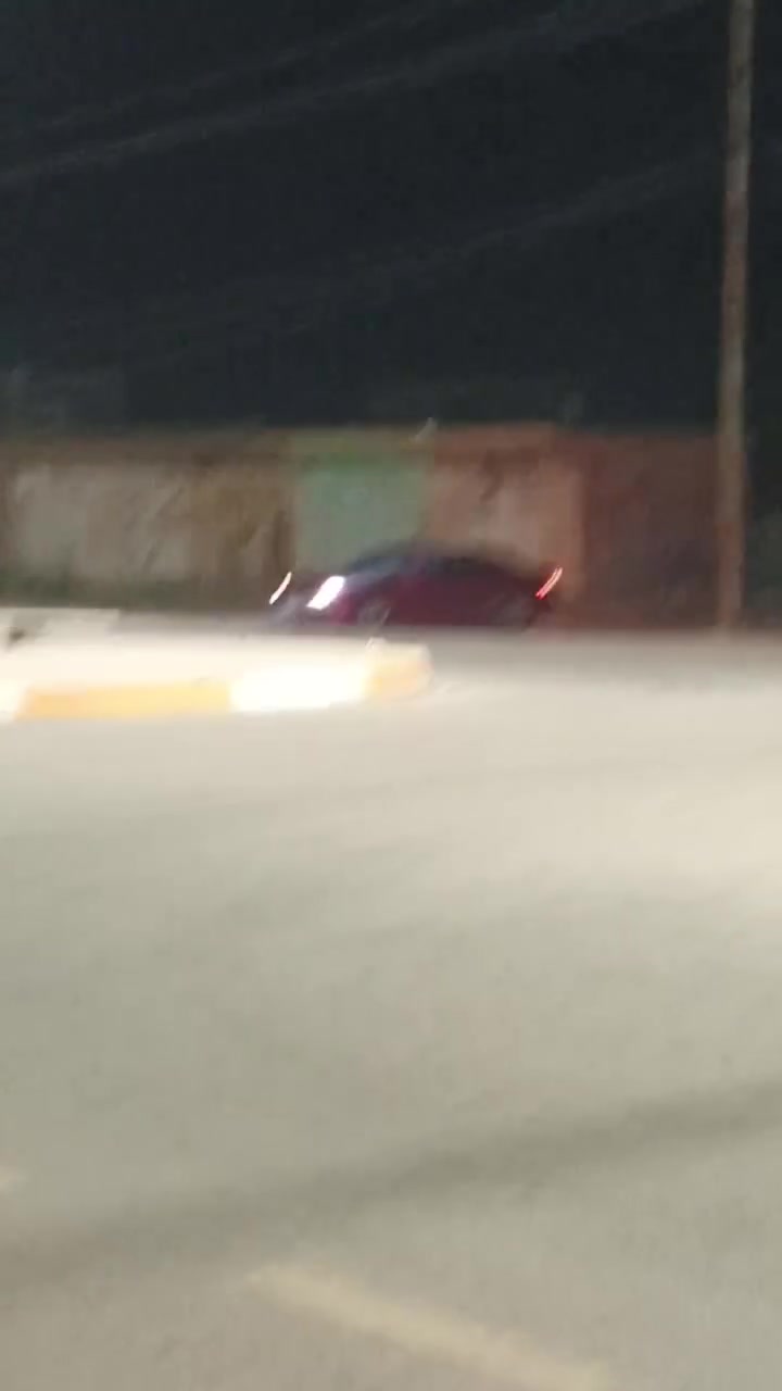 بسم الله الرحمن الرحيم 
يوجد محلات للبيع في اسديره عليا التقاطع مال الفهد حسب ماموضح في المنشور 
الواجهة ١٨ متر    
ونزال ١٨  متر 
المحلات ركن  مكان مميز وراقي كل شي يرهمن كراج او اسواق 
الاستفسار 
***********
