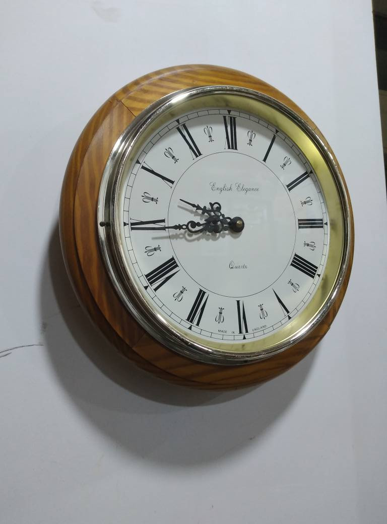 ساعة جدارية انكليزي بطارية وسط


**إذا كنت صاحب هذا الإعلان وتريد حذفه لأي سبب، رجاءا أرسل رسالة إلى الدعم الفني**