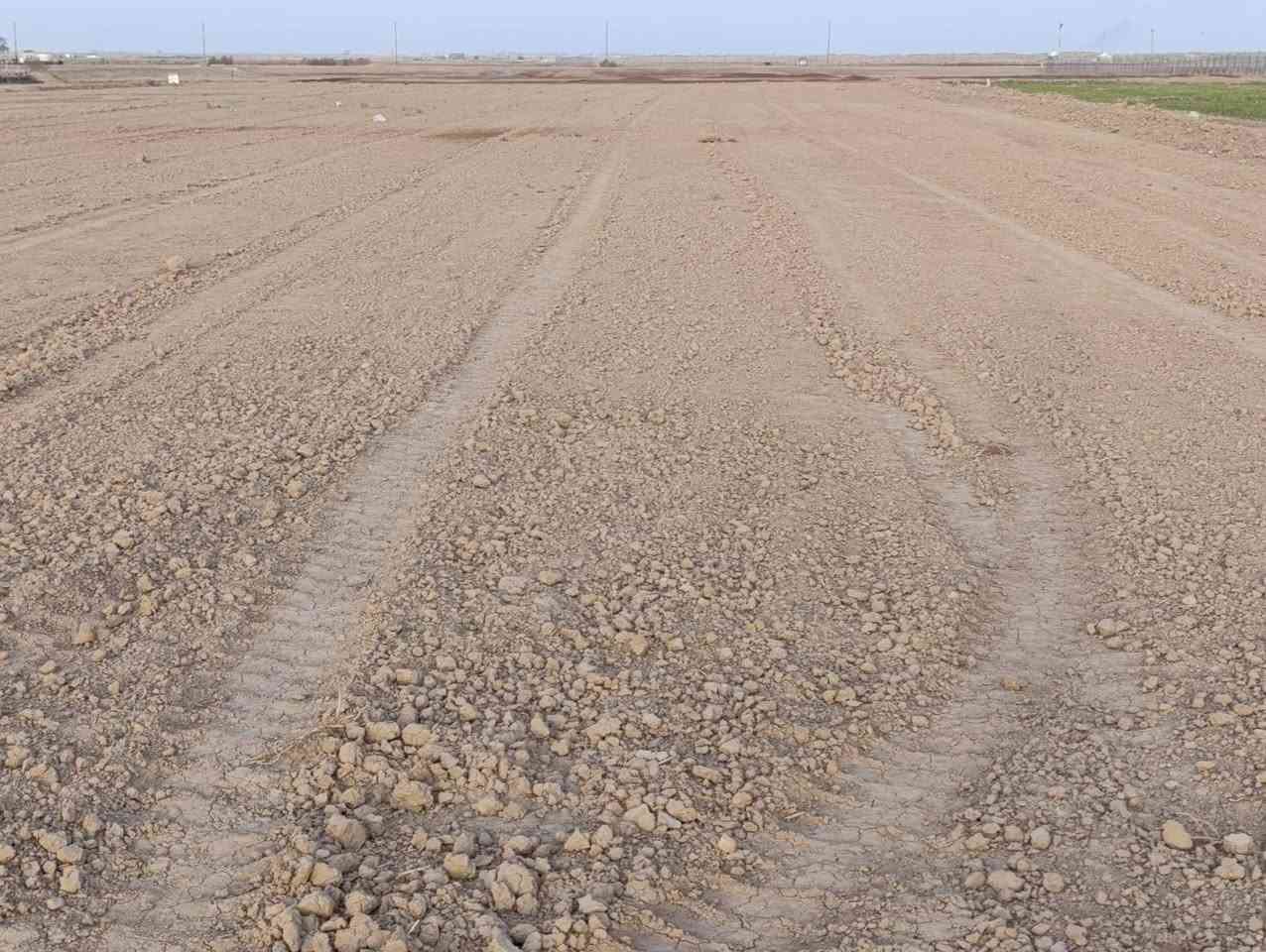 يوجد دونم  للبيع طاش قرب مدرسة 🏫التل الأخضر 
الاستفسار  تصل ***********
