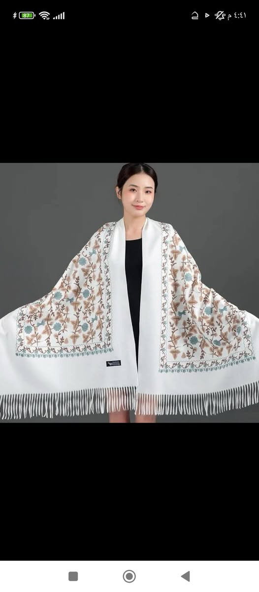 🤍 شال الكشمير المطرّز:
✨ فخامة تليق بذوقك الراقي ✨
شال كشمير مطرّز بنقوش ذهبية أنيقة
دفا ناعم، ملمس فاخر، وأناقة تبقى ✨
ينلبس بكل المناسبات ويكمّل الإطلالة من غير تعب
🔥 عرض خاص لفترة محدودة 🔥
السعر مغري والكمية محدودة
لا تفوّتين الفرصة وخلي أناقتك تحچي عنك 🤍🖤
📩 للطلب والاستفسار مراسلتنا***********
🚚 توصيل لجميع المحافظات
