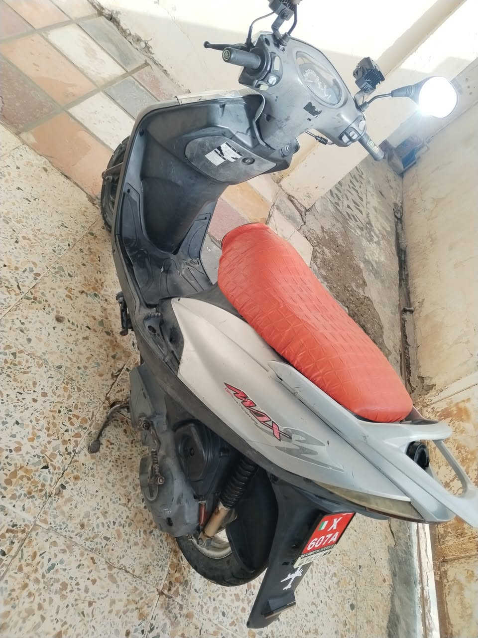 السلام عليكم ماكس 140للبيع السعر على خاص او اتصل على ارقم *********** مكاني سامراء
