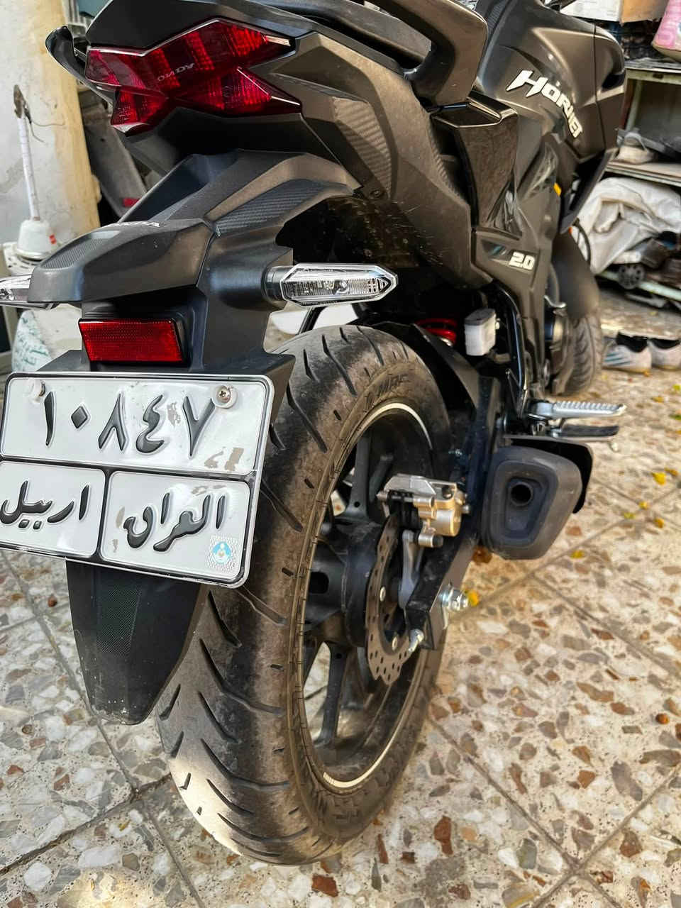 سلام عليكم.  دراجة هوندا هورنيت محرك 200. 
ماشية 9 الف ماخذهة شركة من عجلة الخليج  
اي نقص مابيهة بانزين محسن مستمر ودهن موتل  من اخذتهة لحد الان 
مرقمة اربيل باسمي  مكاني بغداد حي الاعلام 
***********
