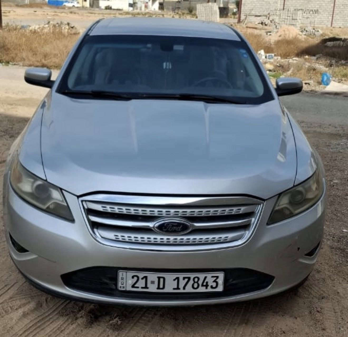 سلام عليكم
فورد تورس SE موديل 2010
رقم سليمانيه باسمي 
وارد امريكي بدون ضربة بيهة بارد قليل باب السائق والسونار موجود وية الصور 
تبريد شغال قطعتين 
محرك 6 سلندر 3500 كير محرك جدد مكفولات 
تخم تايرات جديد حدايدية جديدة 
السيارة جاهزة مابيه نقص 
السعر 105 ورقة مكان السيارة بغداد ***********
