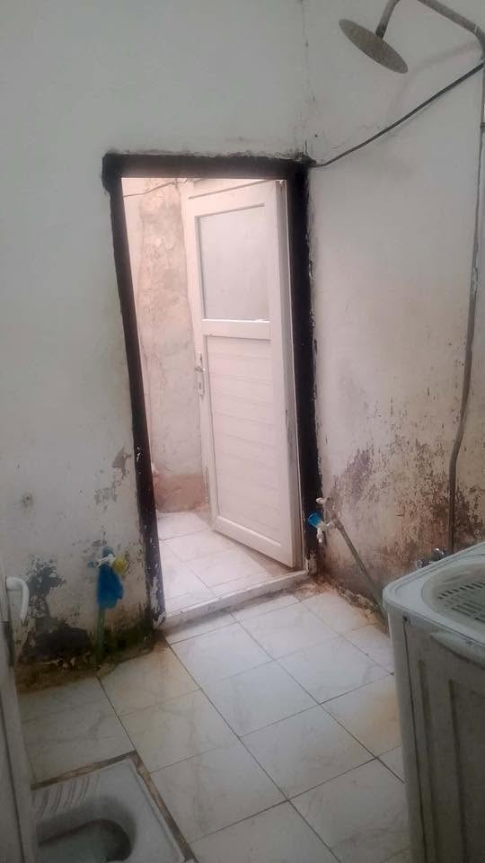 سلام عليكم للبيع بيت بلميلاد خلف السوگ بشريط الميلاد قريب طريق الجنه مساحته ٥٠ متر واجهته ١٠ ونزاله ٥ طابق ونص بيه ترميم جديد بورسلين وسيراميك البيت نظيف بيه غرفتين وصاله ومطبخ وصحيات للاستفسار اتصل مكلف بلنشر 

‭***********‬
